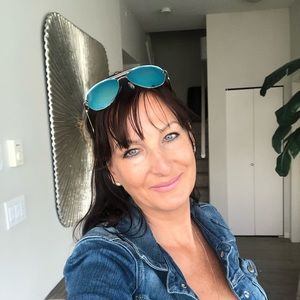 Meet your Posher, Sali